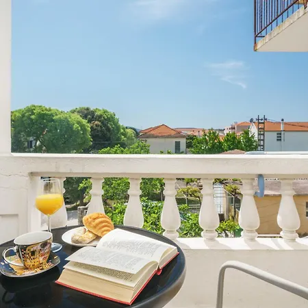 Remy Apartment